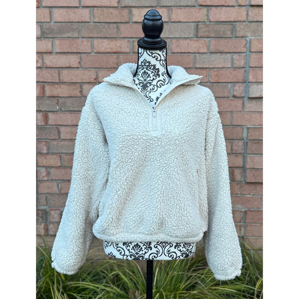EUC Women's Athleta 1/4 Zip Cream Sherpa Pullover Size Small